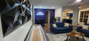 NEW! Wanna Savannah House, Modern, Great location!
